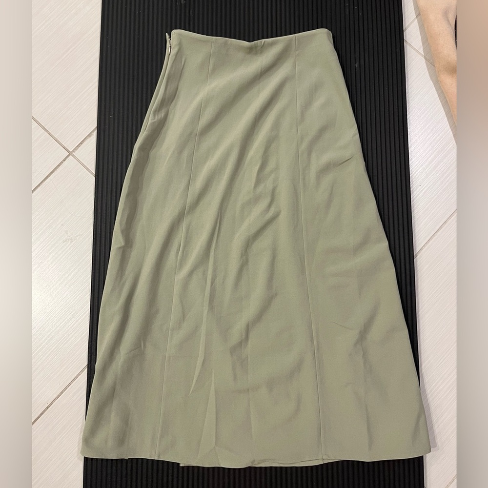 NWOT Abercrombie & Fitch Sage High Rise Midi Skirt with Slit - Picture 6 of 9